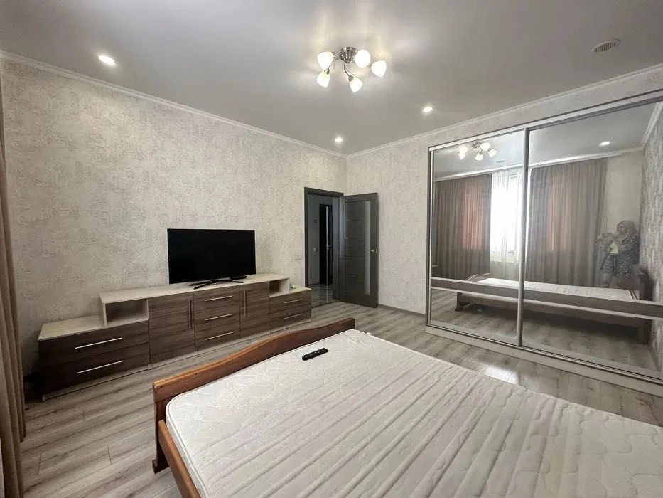 shev-03. Квартира з ремонтом в ЖК Апельсин.