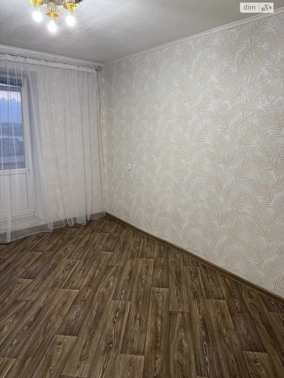Продаж 2к квартири 52м² з ремонтом та меблями, Ракове (вул.