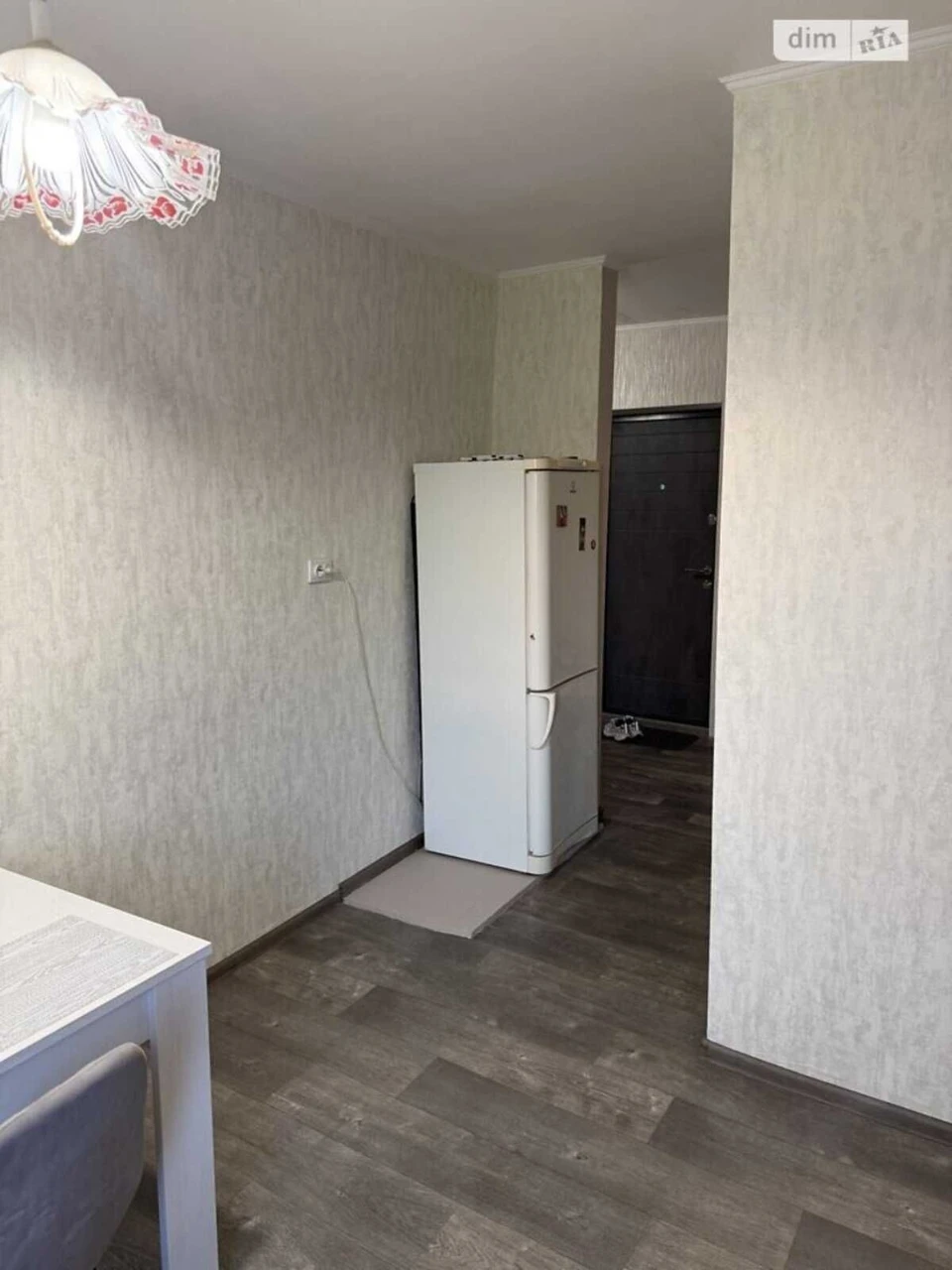 Продаж 2к квартири 52м² з ремонтом та меблями, Ракове (вул.