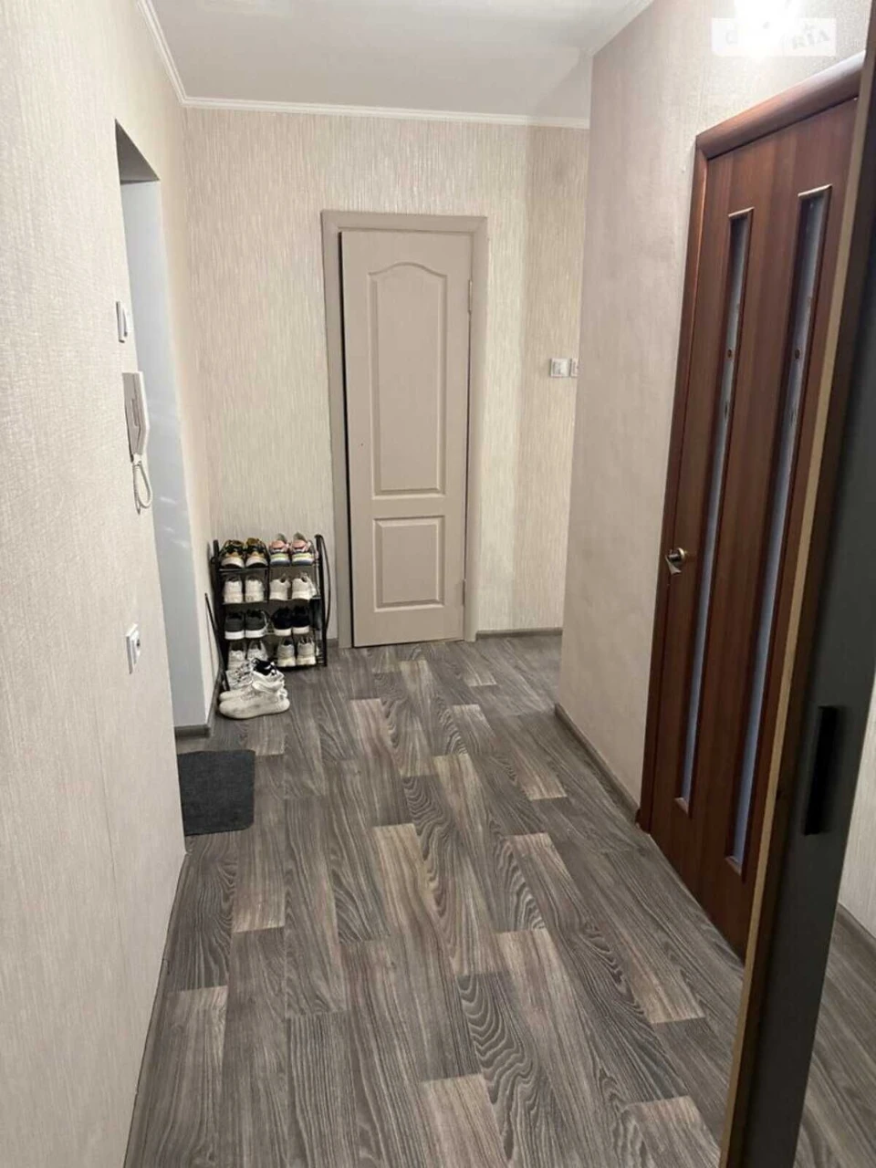 Продаж 2к квартири 52м² з ремонтом та меблями, Ракове (вул.