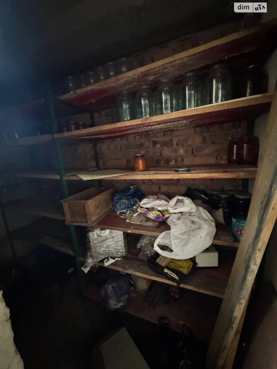 Продаж Окремий гараж Виставка
