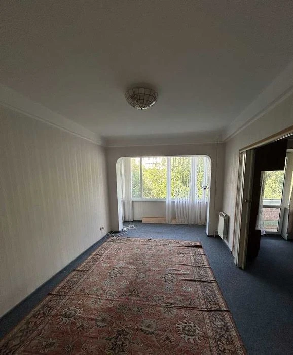 3-room apartment for sale, metro Pecherska, Konovaltsa St.
