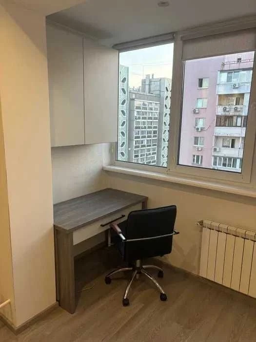 Терміново Продаж Гришка 8а   метро позняки Алладін  Ремонт