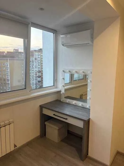 Терміново Продаж Гришка 8а   метро позняки Алладін  Ремонт