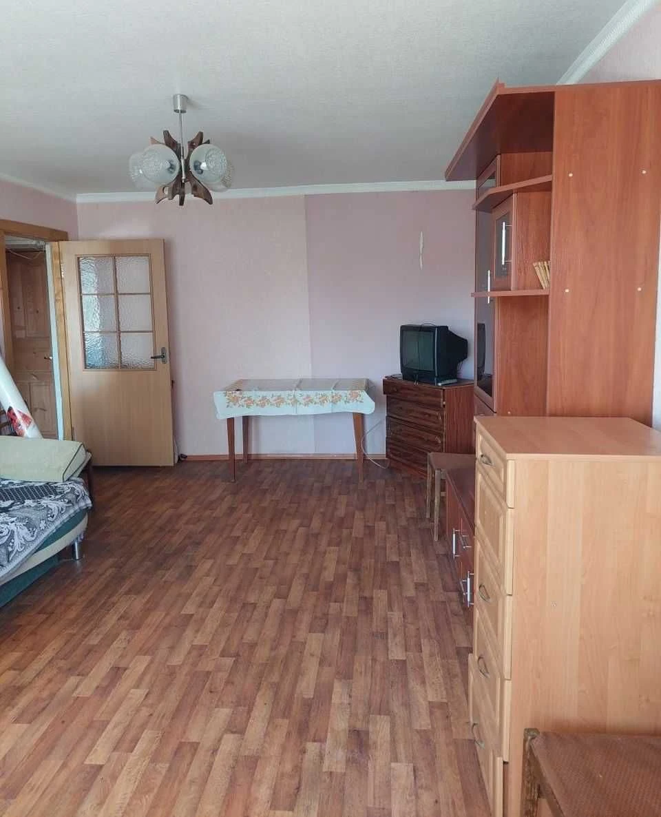 Продам 3-к квартиру в кирпичной высотке на пр. Слобожанский