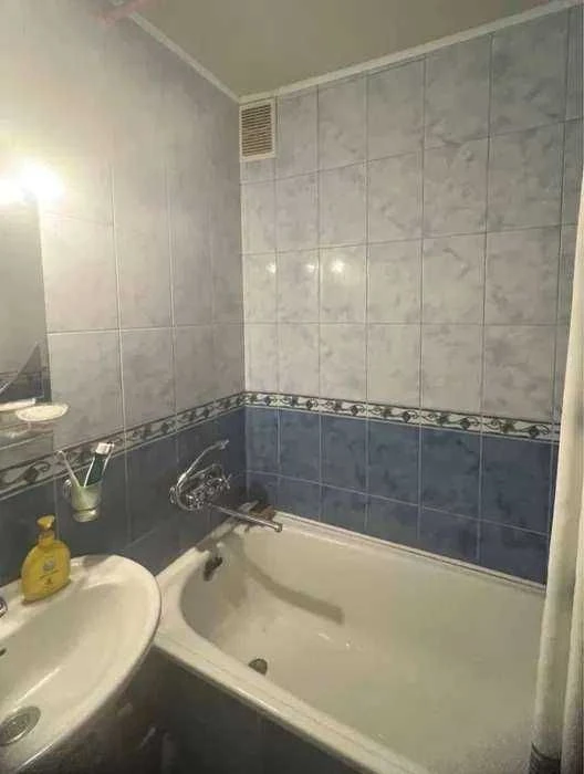 Продам 2 кім.кв. Салтівка