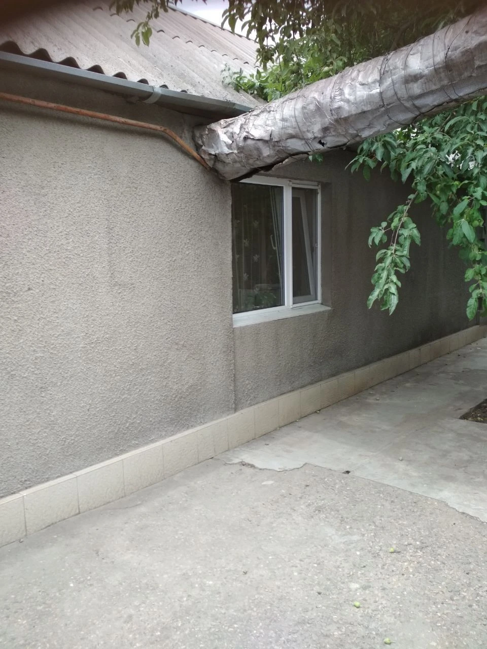 Продам половину будинку