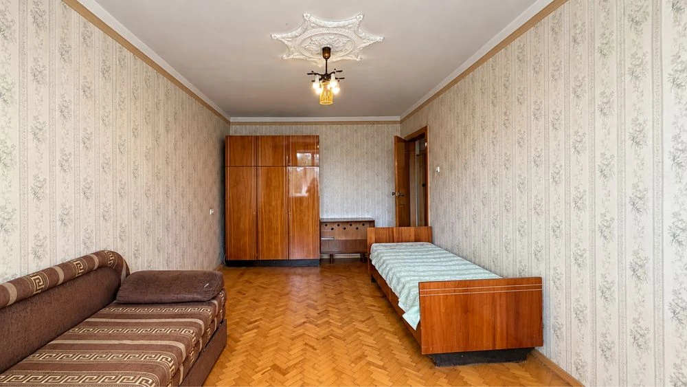 3 роздільні кімнати Вишенька/ Космонавтів. Підходить під ДЕР
