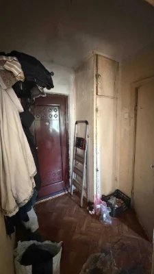 продаж 1-к поряд з міським озером