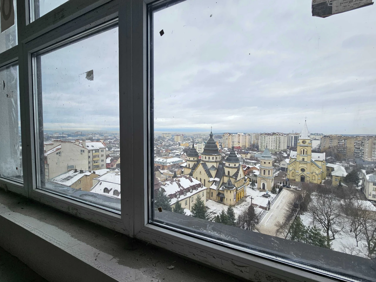 3-кім квартира, комора в подарунок по вул.Незалежності