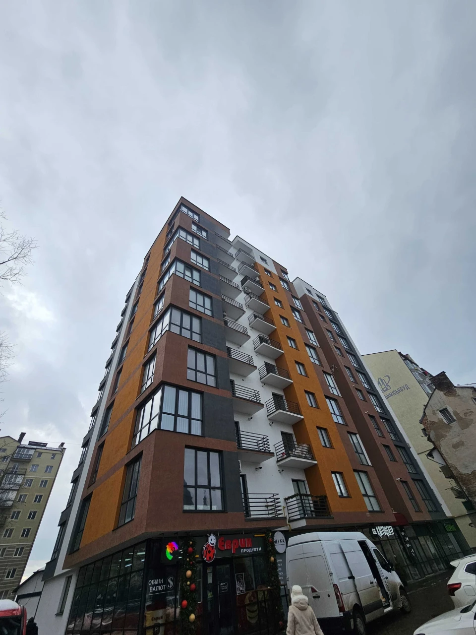 3-кім квартира, комора в подарунок по вул.Незалежності