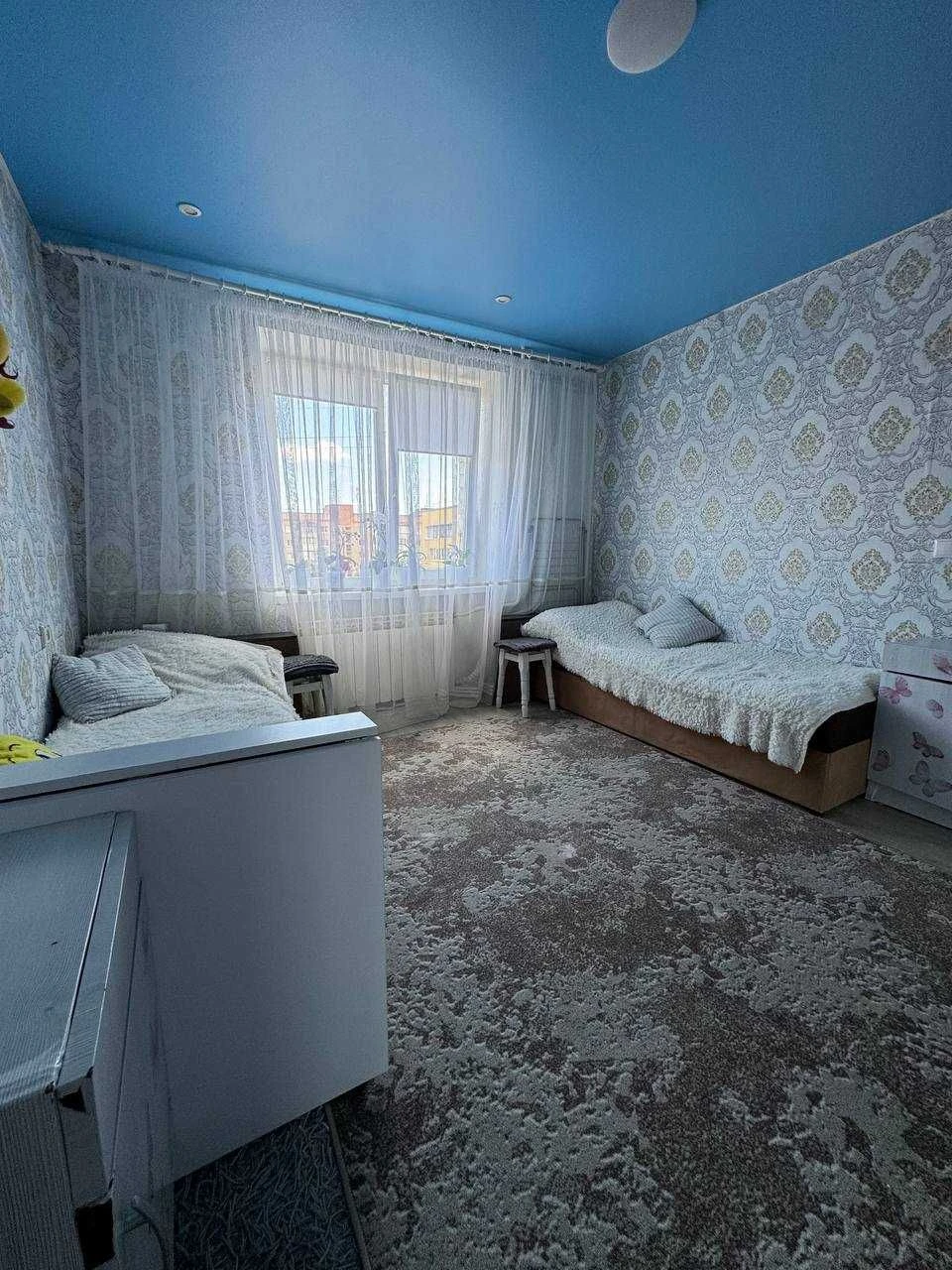Продаж квартири 38.6 м² з власною кухнею та санвузлом. Автов