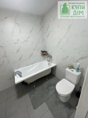 Продам квартиру 39,9 квадратів.