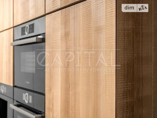 Sale of 4-room apartment 135 sq. m on Regeneratorna St. 4 K 14 •