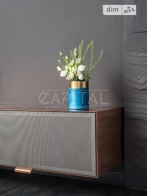 Sale of 4-room apartment 135 sq. m on Regeneratorna St. 4 K 14 •