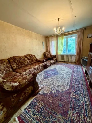 Продам 2-кімнатну квартиру по вул.Олени Степанівни, чешка