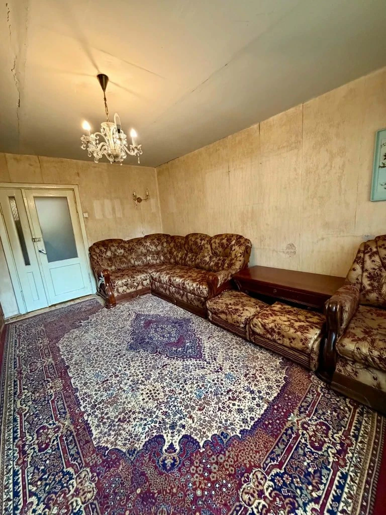 Продам 2-кімнатну квартиру по вул.Олени Степанівни, чешка