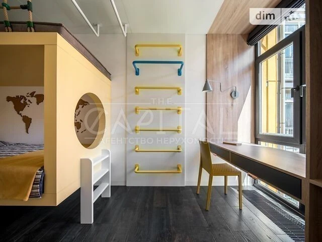 Sale of 4-room apartment 135 sq. m on Regeneratorna St. 4 K 14 •