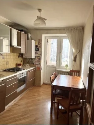 Продаж 2 кімн квартира 58 м² 1/5 ц вул.Івана Величковського