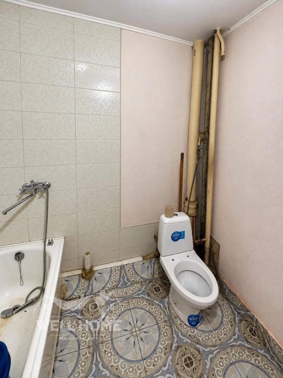 Продаж квартири 1к Зодчих, 72 Київ