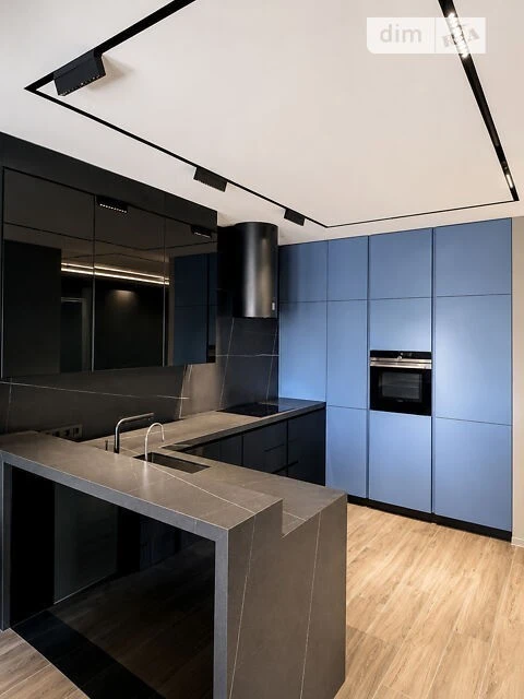 Sale of 2-room apartment 77 sq. m on Laboratornyi 7 • ID 347