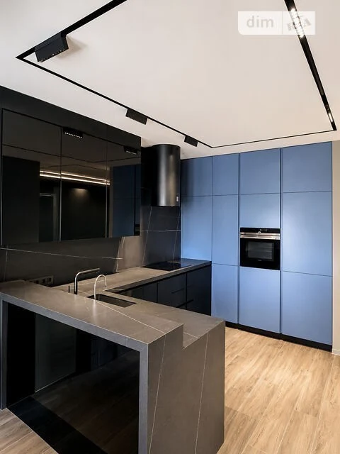 Sale of 2-room apartment 77 sq. m on Laboratornyi 7 • ID 347