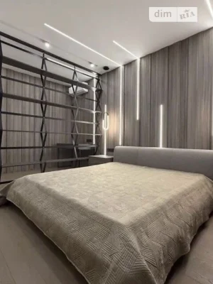 Sale of 2-room apartment 77 sq. m on Laboratornyi 7 • ID 347
