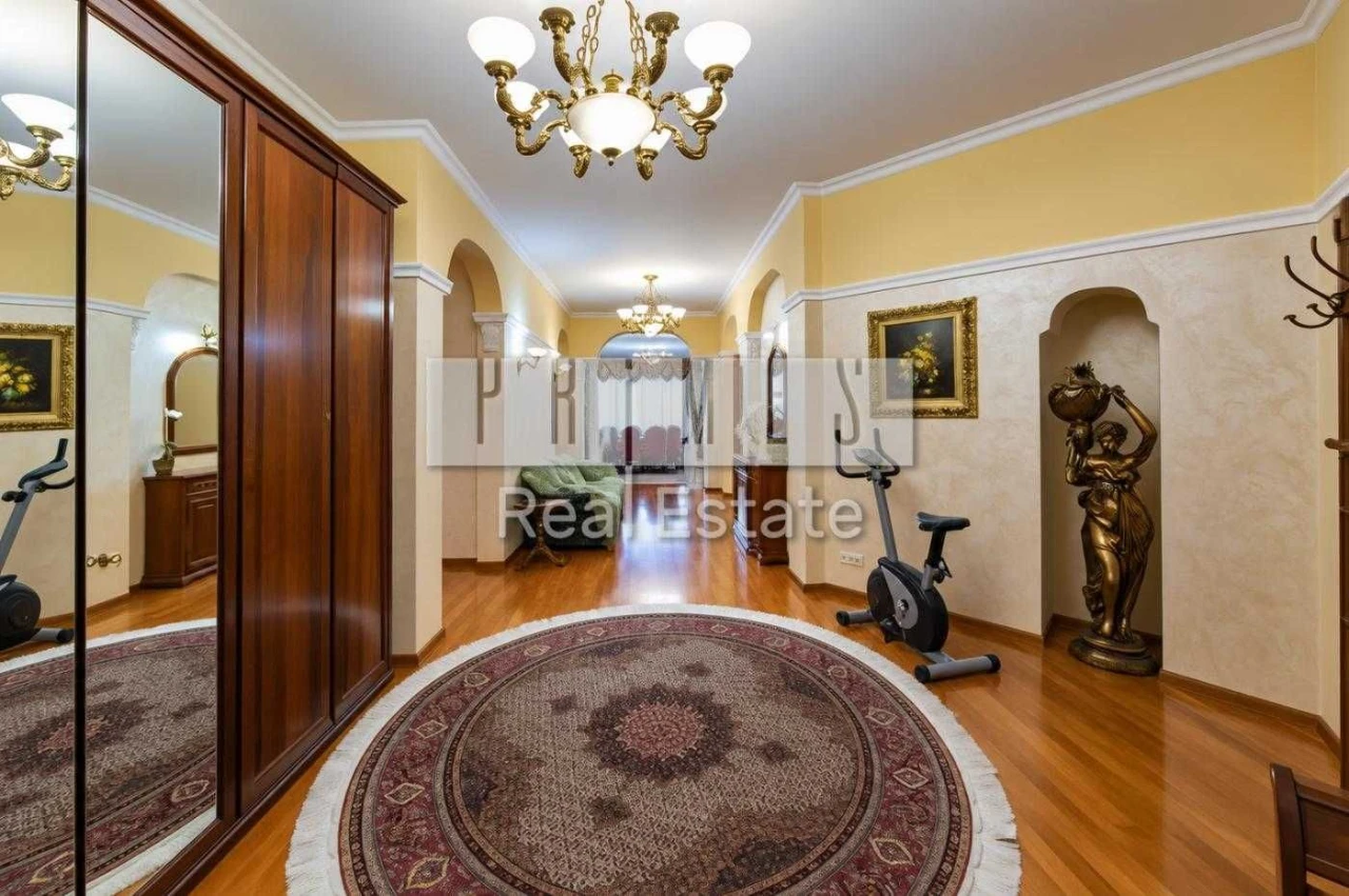 Продажа 4к квартиры в примиальном жилом комплексе на Печерск