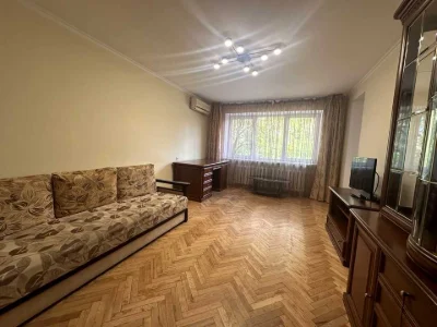 Квартира. Київ, Левка Лук'яненка вул.