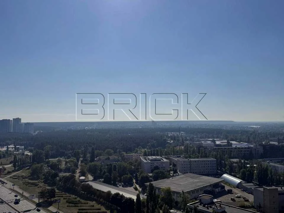 Квартира. Київ, Братів Чибінєєвих вул.