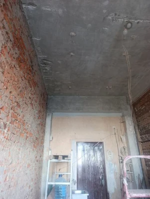 I am selling a hotel near the metro.