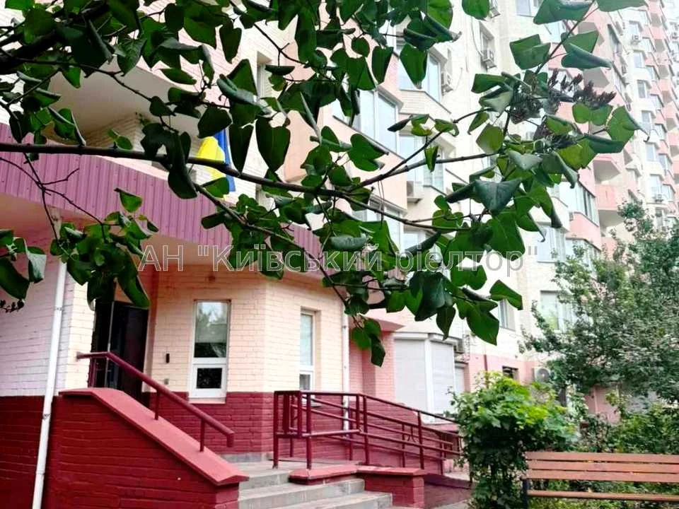 Квартира. Київ, Княжий Затон вул.