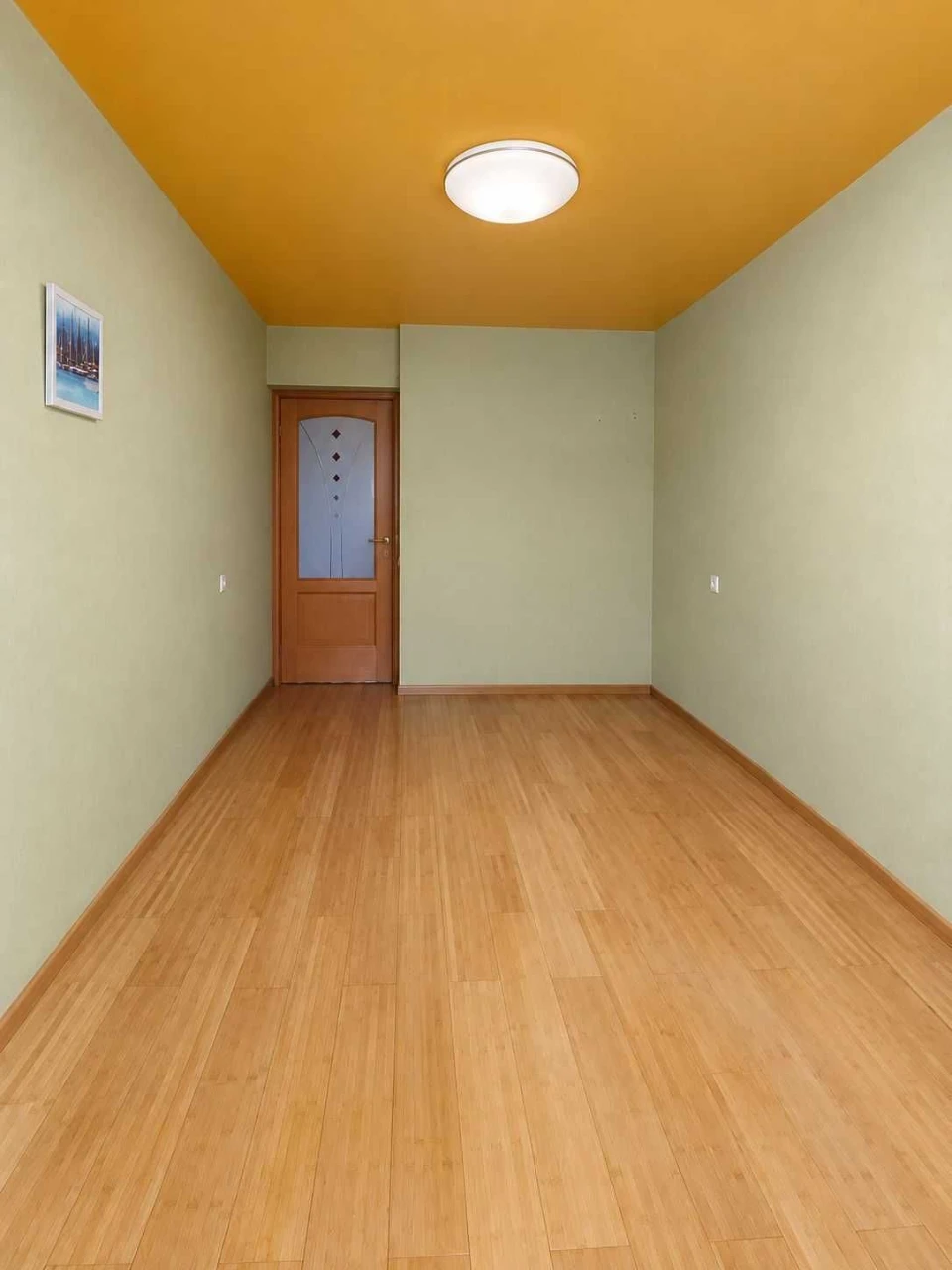 Продаж: 3-кімн. квартира.  Роздільна. 3 поверх.  Цегляний бу