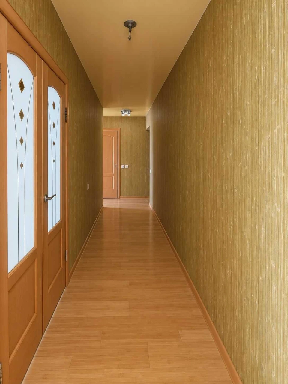 Продаж: 3-кімн. квартира.  Роздільна. 3 поверх.  Цегляний бу