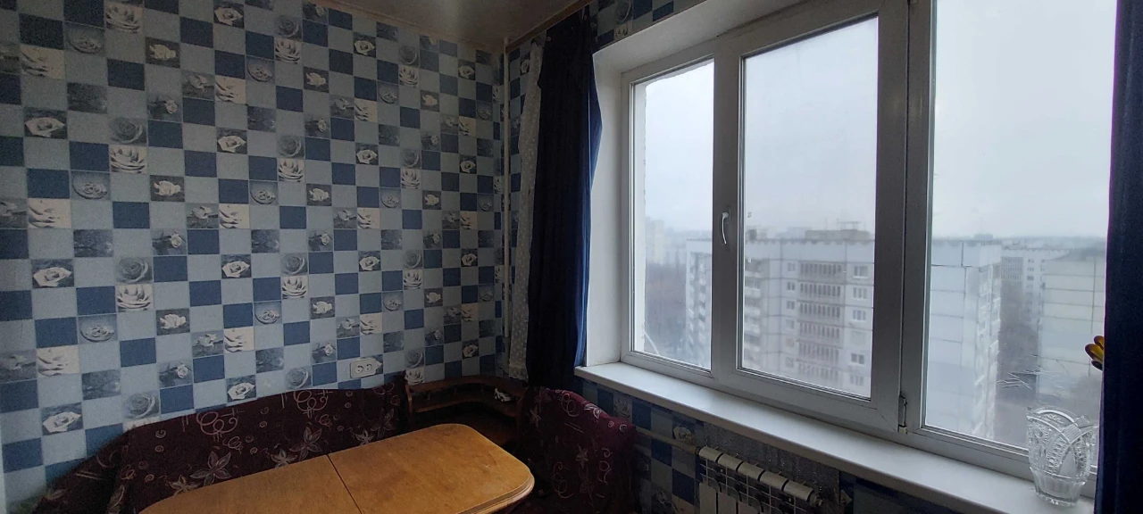 Продам 2 комн кв Салтовка метро Студенческая