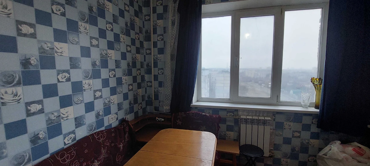 Продам 2 комн кв Салтовка метро Студенческая