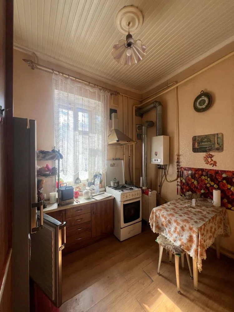 Shev-04; ПРОДАЖ 2-КІМНАТНОЇ КВАРТИРИ , Високий провулок, 2 /