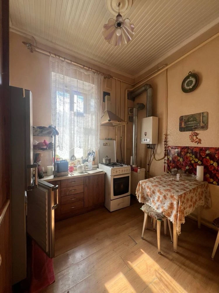 Shev-04; ПРОДАЖ 2-КІМНАТНОЇ КВАРТИРИ , Високий провулок, 2 /