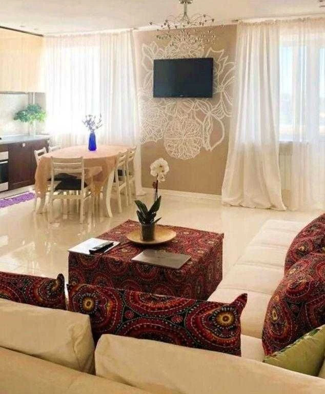 У продажу трикімнатна квартира в цегляній новобудові