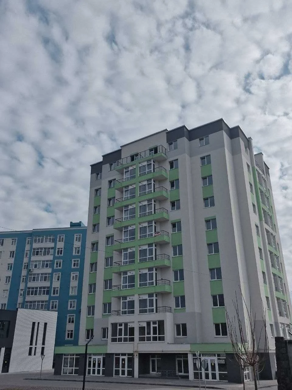 Продаж двокімнатної (61,86м2) в зданому будинку!!