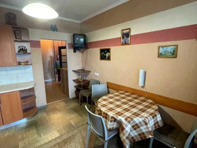 Квартира. Київ, Миропільська вул.