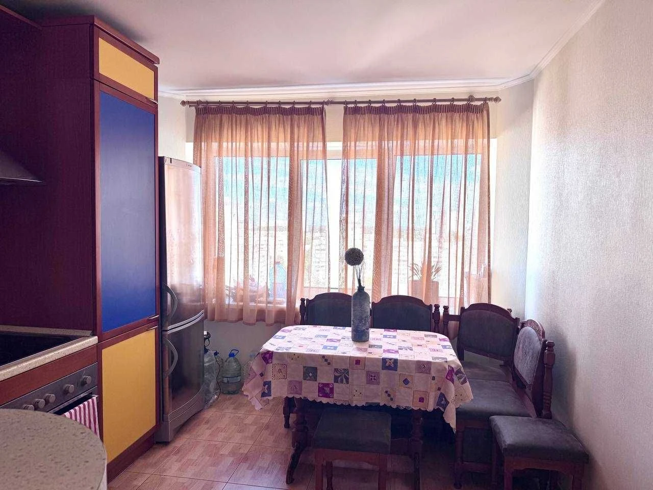 Продаж 3 кімн квартири біля м Житомирська (3 хв пішки), Свят