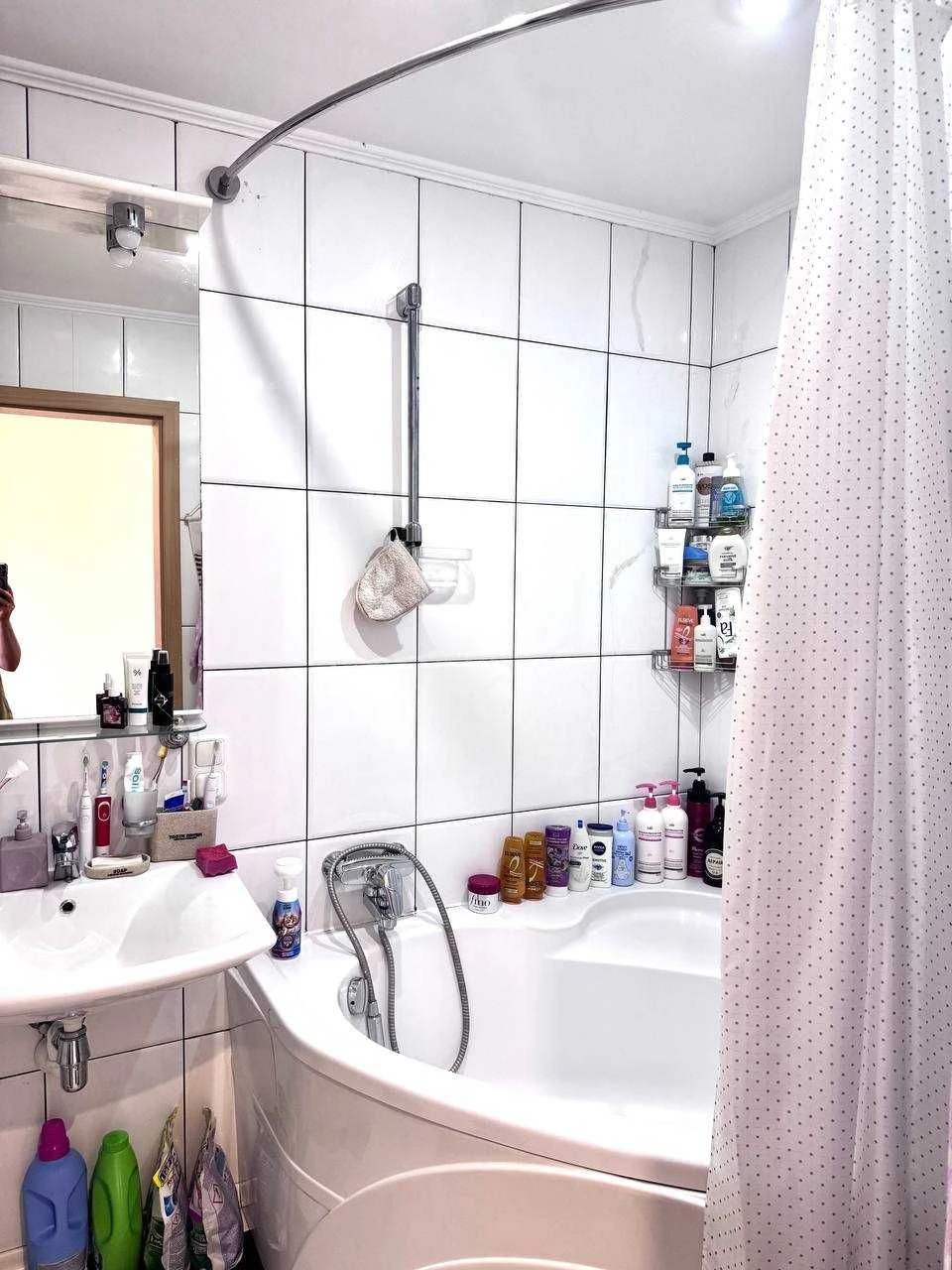Продаж 3 кімн квартири біля м Житомирська (3 хв пішки), Свят