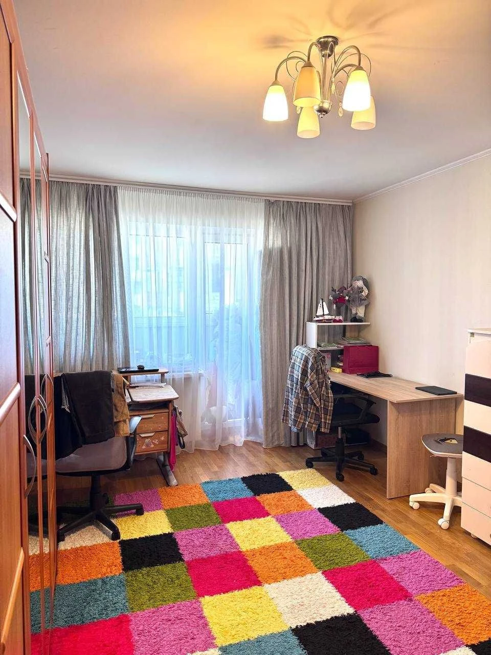 Продаж 3 кімн квартири біля м Житомирська (3 хв пішки), Свят