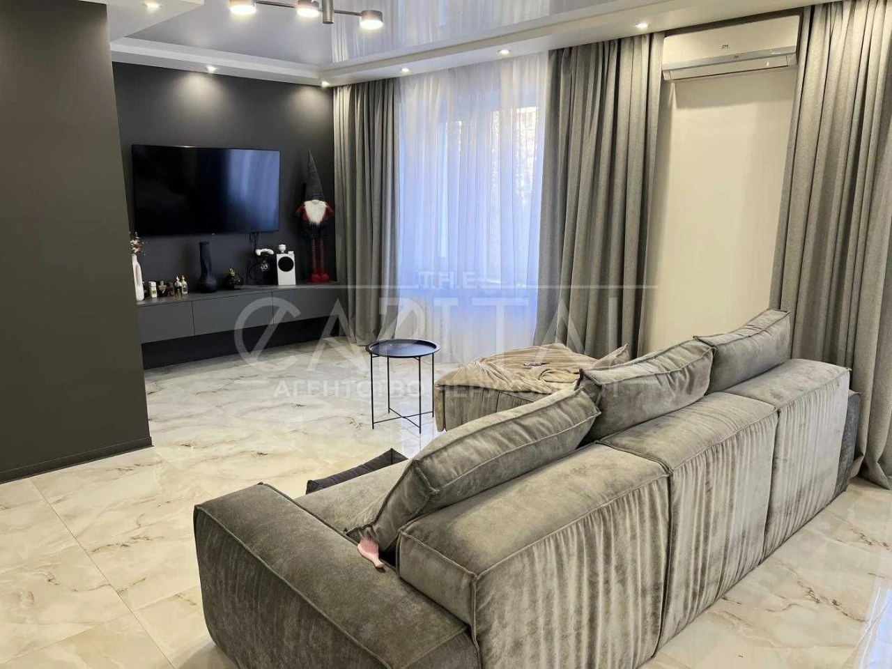 Продаж 2к квартири 72м.кв,Київ,вул.Харківське шосе 55/Харько