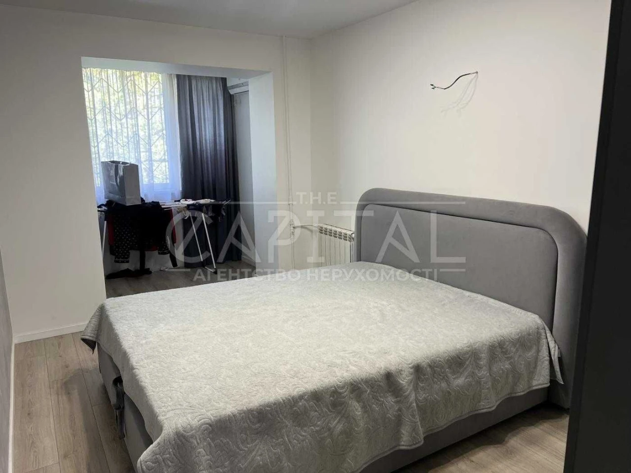Продаж 2к квартири 72м.кв,Київ,вул.Харківське шосе 55/Харько
