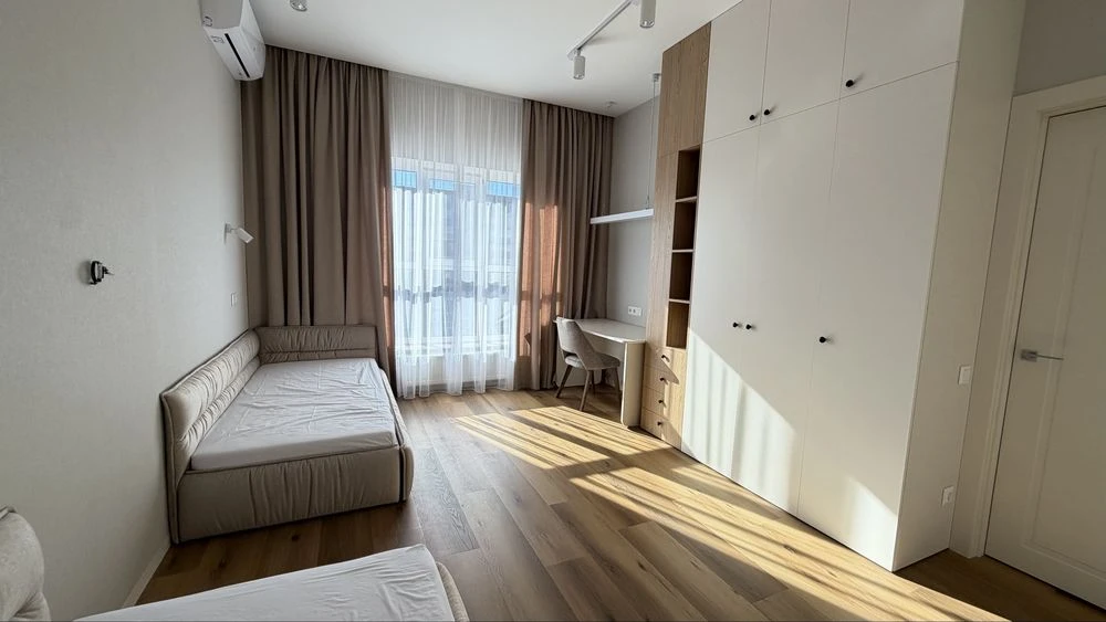 Продаж 2к ЖК Кришталеві джерала Метрологична