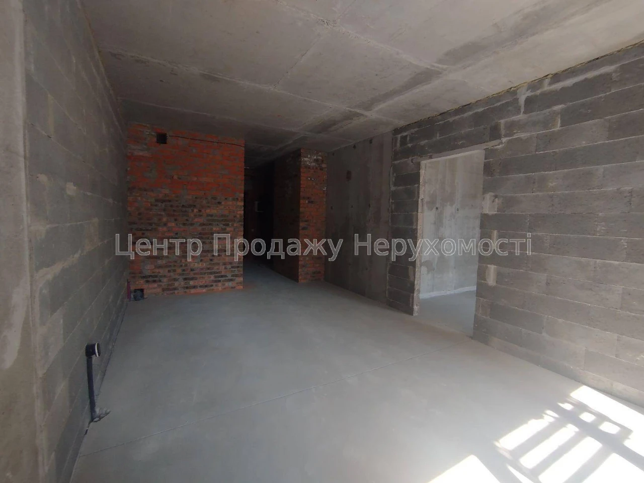 Продаж 1-кімн квартири, 4/25 пов, 43. 5 м², ЖК Варшавський 3