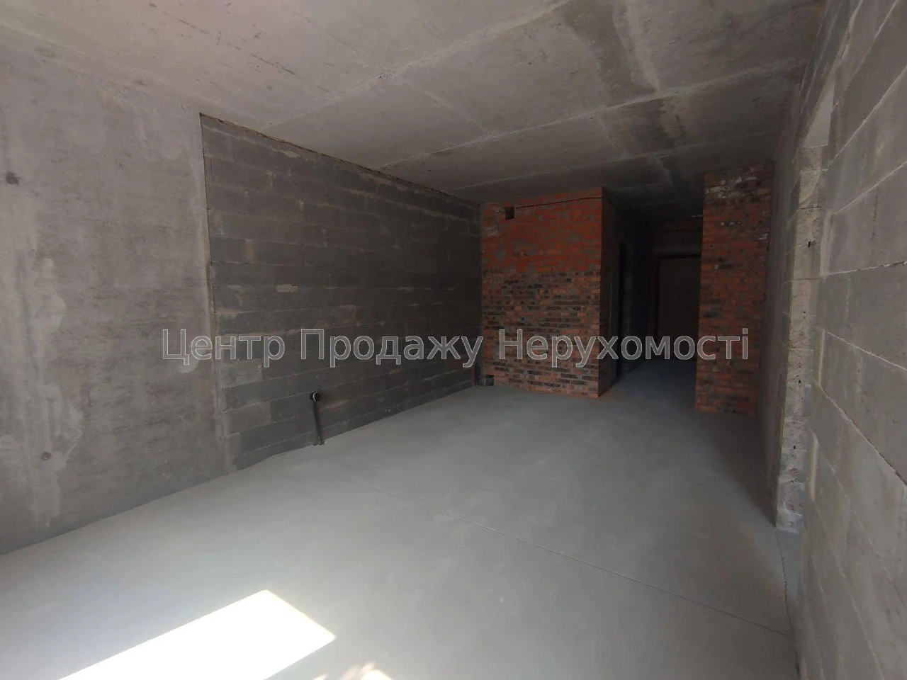 Продаж 1-кімн квартири, 4/25 пов, 43. 5 м², ЖК Варшавський 3