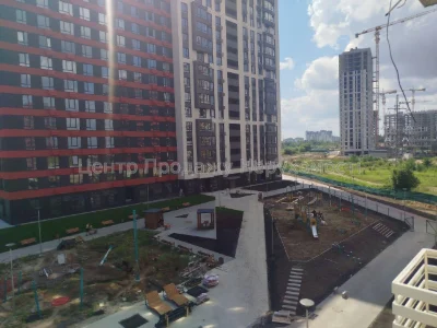 Продаж 1-кімн квартири, 4/25 пов, 43. 5 м², ЖК Варшавський 3